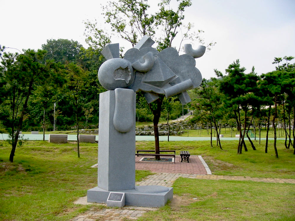 Kompozicija, granit , 430x230x80, Prva nagrada simpozijuma, Incheon, Juzna Koreja 2002